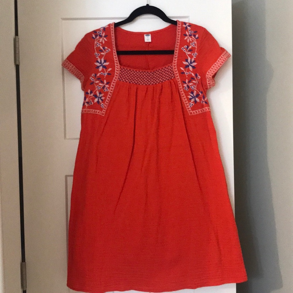 Old Navy Smocked Floral Dress